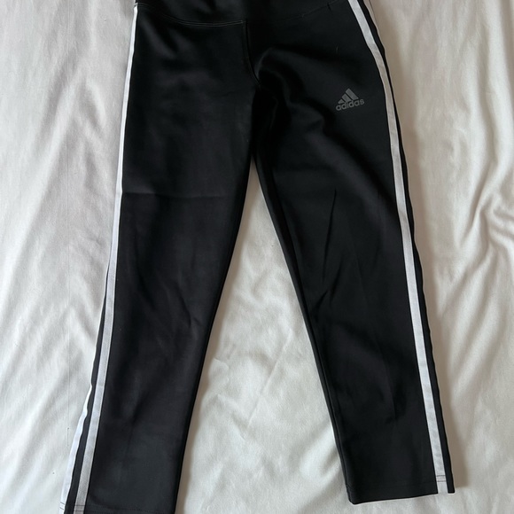 adidas capris - Picture 1 of 2